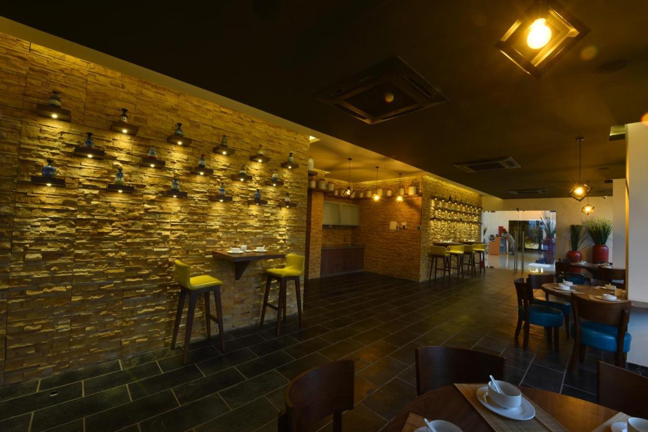 Orbit99 Club And Resort Rawal Екстер'єр фото